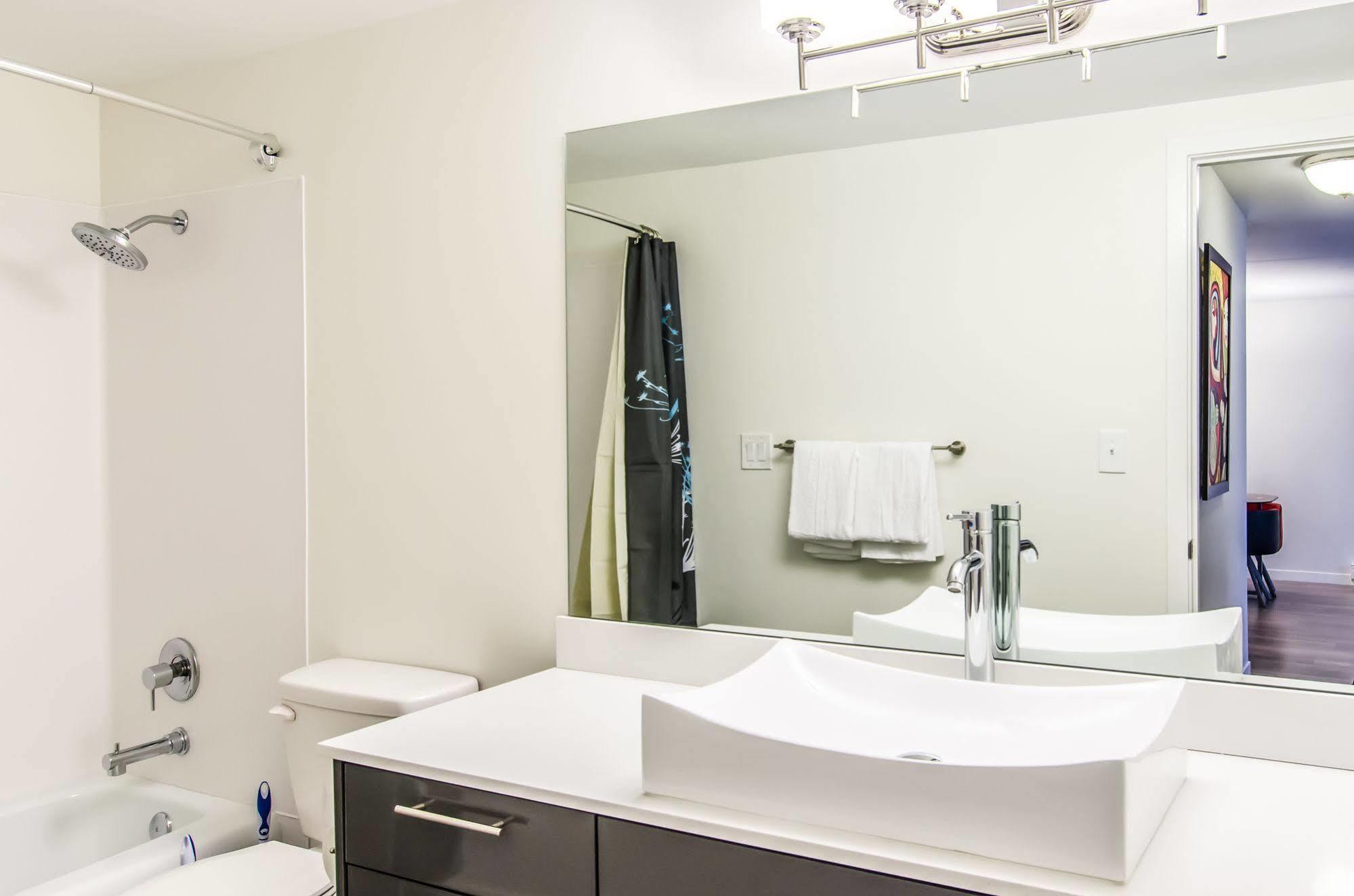 Ginosi Basics Queen Anne Apartel Apartment *